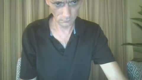 Snapshot of hottnready4u chatting on 01-28-25, 12:22 Hottnready4u online show from 01-28-25, 12:22