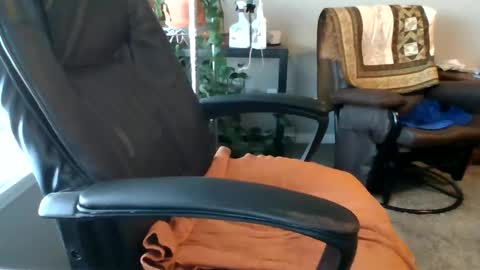 Hottop 1981 online show from 04-29-26, 12:59