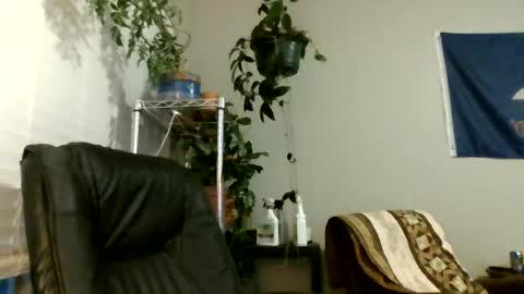 Snapshot of hottop_1981 chatting on 07-06-26, 02:52 Hottop 1981 online show from 07-06-26, 02:52