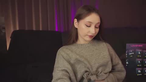 hottpeachh online show from 11-18-25, 04:22