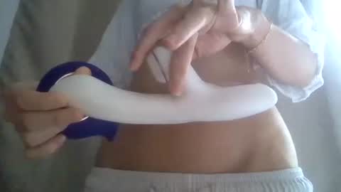 Snapshot of hotwinterxx chatting on 02-13-25, 10:34 Hotwixx online show from 02-13-25, 10:34