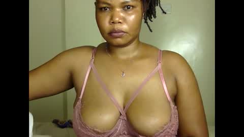 Snapshot of hotysquiter433224 chatting on 11-24-25, 10:53 hotysquiter433224 online show from 11-24-25, 10:53