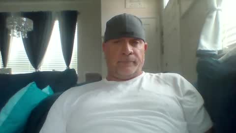 Snapshot of hotyummycock69 chatting on 09-09-25, 03:11 hotyummycock69 online show from 09-09-25, 03:11