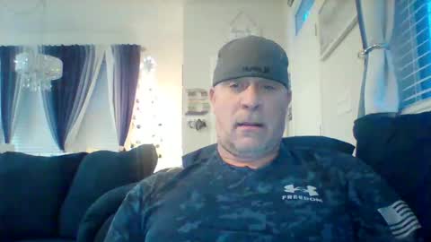 Snapshot of hotyummycock69 chatting on 12-01-25, 10:04 hotyummycock69 online show from 12-01-25, 10:04