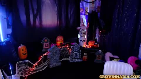 Snapshot of house_of_g1 chatting on 10-28-25, 12:25 G online show from 10-28-25, 12:25