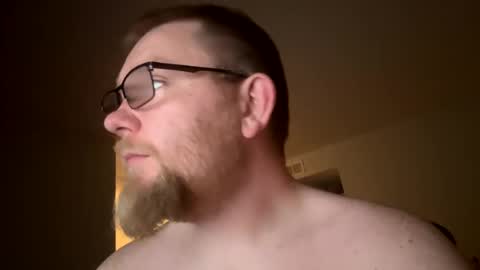 Snapshot of houstonj18853 chatting on 11-11-25, 11:49 Captainbow online show from 11-11-25, 11:49