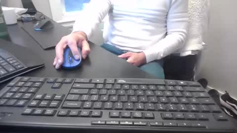 hoverday online show from 10-27-25, 12:31