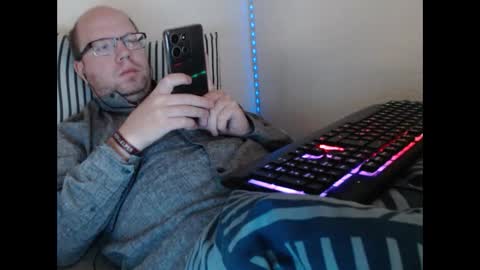Snapshot of hoyboydkk chatting on 04-29-26, 08:18 Christian online show from 04-29-26, 08:18