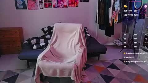 Alice online show from 04-21-26, 02:51