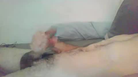 Snapshot of hub1030 chatting on 11-15-25, 02:42 hub1030 online show from 11-15-25, 02:42