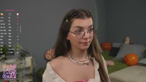 Diane online show from 10-29-25, 07:26