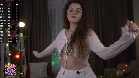 Diane online show from 04-06-26, 07:26