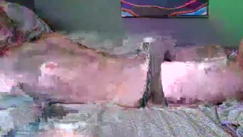 Snapshot of hubbwc chatting on 11-24-25, 10:53 hubbwc online show from 11-24-25, 10:53