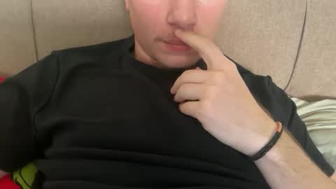 hubi8829 online show from 04-28-26, 12:43