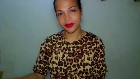 Snapshot of hugcock69_precious chatting on 12-02-24, 06:32 Precious online show from 12-02-24, 06:32