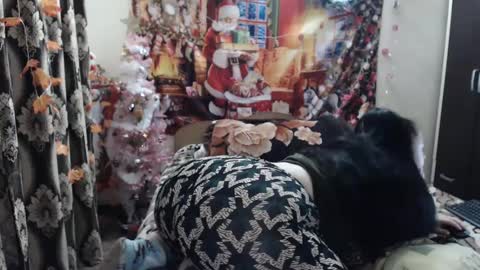 hugeassdevil online show from 01-31-25, 10:10