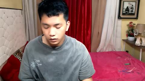 Snapshot of hugebadkier chatting on 10-23-25, 12:21 Josh Ker online show from 10-23-25, 12:21