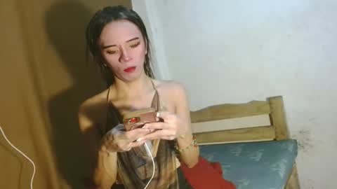 Snapshot of hugecock_caraxx chatting on 11-23-25, 10:59 Cara online show from 11-23-25, 10:59