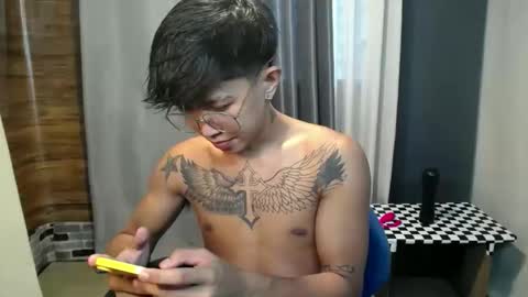 hugecockchristian online show from 10-26-25, 05:24