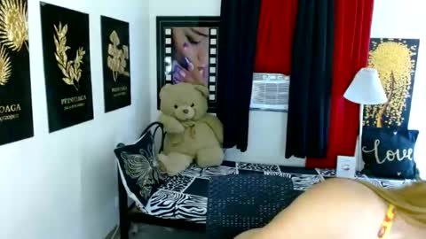 hugecockgoddessx online show from 06-10-26, 05:07