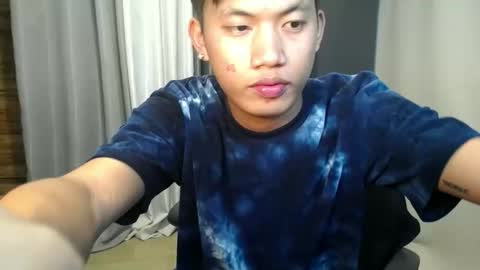 Snapshot of hugecockjames09 chatting on 10-04-25, 10:46 hugecockjames09 online show from 10-04-25, 10:46