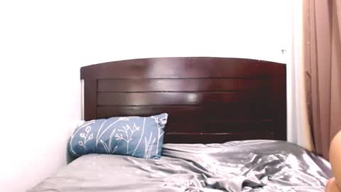 Snapshot of hugecockvictoriax chatting on 11-02-25, 06:49 AMANDA online show from 11-02-25, 06:49