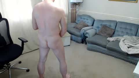 Snapshot of hugedick1965 chatting on 08-02-26, 01:53 hugedick1965 online show from 08-02-26, 01:53
