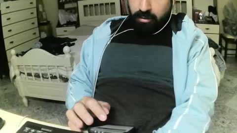 hugeveiny online show from 03-17-26, 12:41