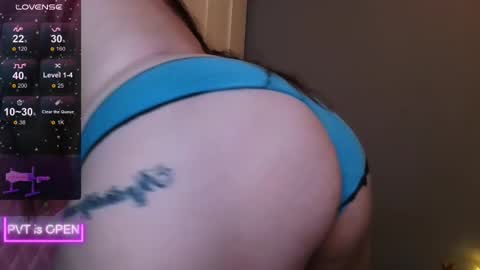 Snapshot of huggy_og chatting on 09-09-25, 10:20 Maddison online show from 09-09-25, 10:20