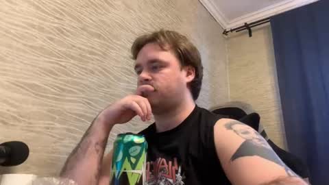 Hugo online show from 03-08-26, 02:32