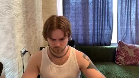 Snapshot of hugo__brad chatting on 05-24-26, 12:54 Hugo online show from 05-24-26, 12:54