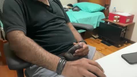 Snapshot of hugo_bulls chatting on 02-21-26, 12:17 HunkyLover online show from 02-21-26, 12:17