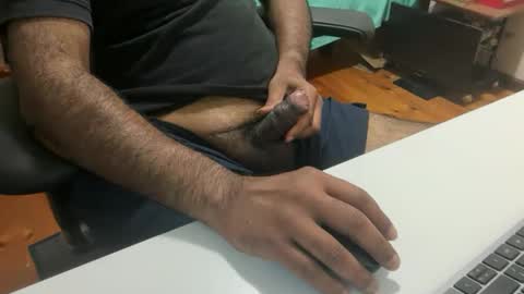 Snapshot of hugo_bulls chatting on 03-11-26, 08:53 HunkyLover online show from 03-11-26, 08:53