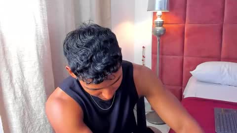 Hugo Cano online show from 11-16-25, 07:52