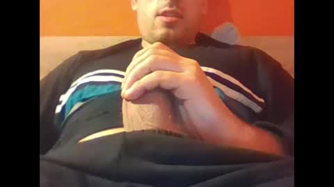 hugothewood1001 online show from 12-28-24, 07:54