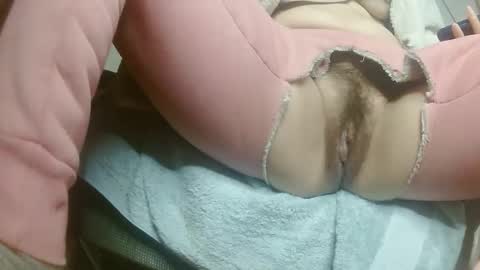 hujiajia520321431 online show from 04-29-26, 09:32