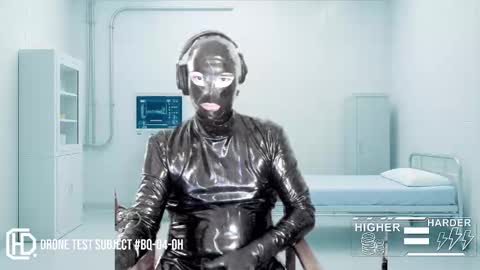 Snapshot of humandr0id chatting on 10-01-25, 05:41 Humandroid online show from 10-01-25, 05:41