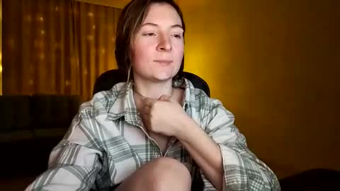 HumpyGrey online show from 12-20-25, 06:26