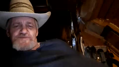 Snapshot of hung34u chatting on 01-21-25, 08:19 hung34u online show from 01-21-25, 08:19