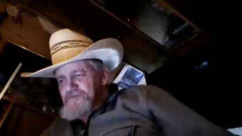 Snapshot of hung34u chatting on 02-28-25, 01:03 hung34u online show from 02-28-25, 01:03