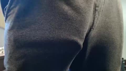 Big uncut cock dripping online show from 05-18-26, 01:17