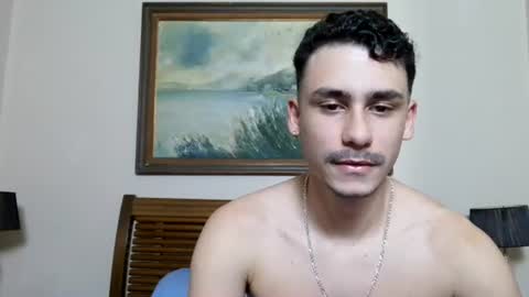 hungcaique online show from 07-23-26, 02:31
