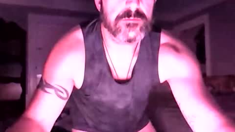 hungitalian44 online show from 06-05-26, 04:19