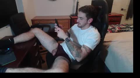 Snapshot of hungmtnman2256 chatting on 02-25-26, 05:06 hungmtnman2256 online show from 02-25-26, 05:06