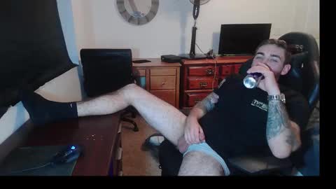 Snapshot of hungmtnman2256 chatting on 03-15-26, 05:02 hungmtnman2256 online show from 03-15-26, 05:02