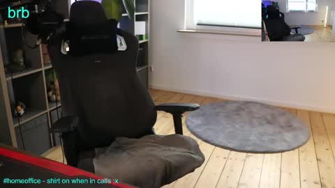 hungry_26 online show from 05-05-26, 09:28