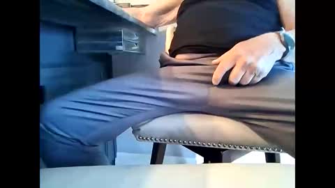 Snapshot of hungryluver chatting on 04-14-26, 03:18 hungryluver online show from 04-14-26, 03:18