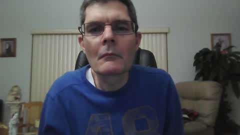 hunkmasclefad458 online show from 02-02-25, 05:42