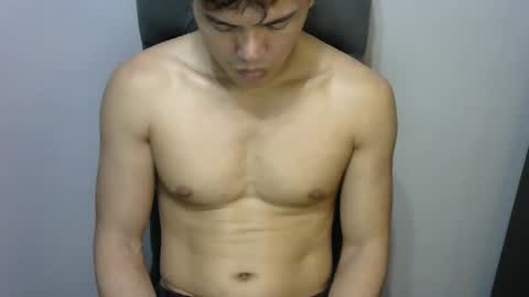 Thehunkpinoy online show from 10-10-25, 05:12