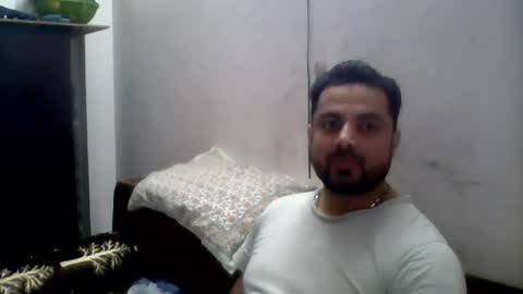 hunkster102 online show from 06-13-26, 08:12